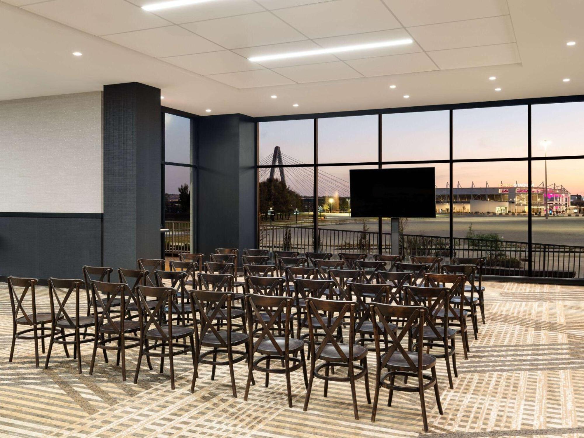 Origin Kansas City Riverfront, A Wyndham Hotel Bagian luar foto